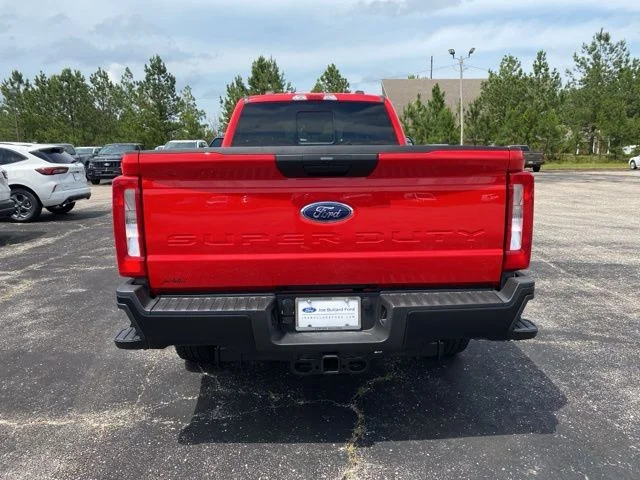 2025 Ford F-250 Super Duty XL - Photo 9