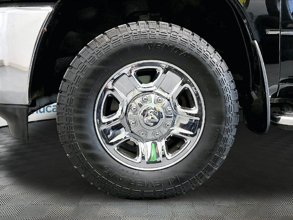 Used 2020 Diamond Black Crystal Pearlcoat Ram Tradesman image 7