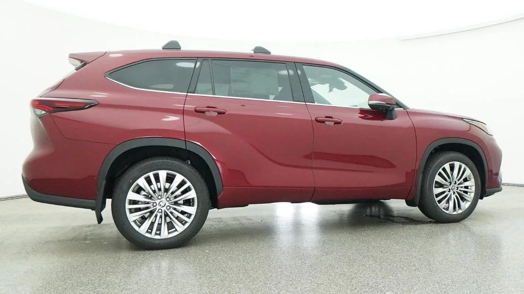 New 2026 Ruby Flare Pearl Toyota Platinum image 15