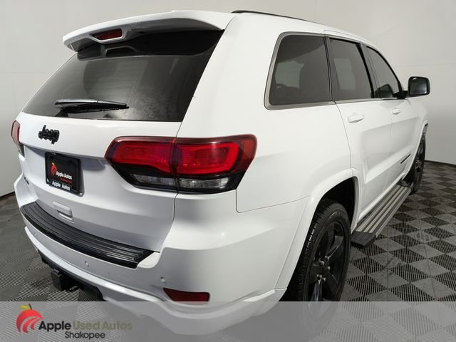 Used 2015 White Jeep Altitude image 7