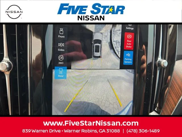 Used 2024 Gray Volvo B5 Plus Dark Theme image 23