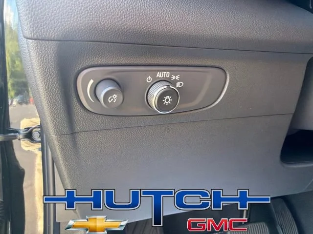 Used 2023 Ebony Twilight Metallic Buick Essence image 23