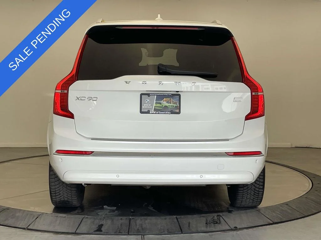 Used 2024 White Volvo T8 Plus Bright Theme 7 Passenger image 4