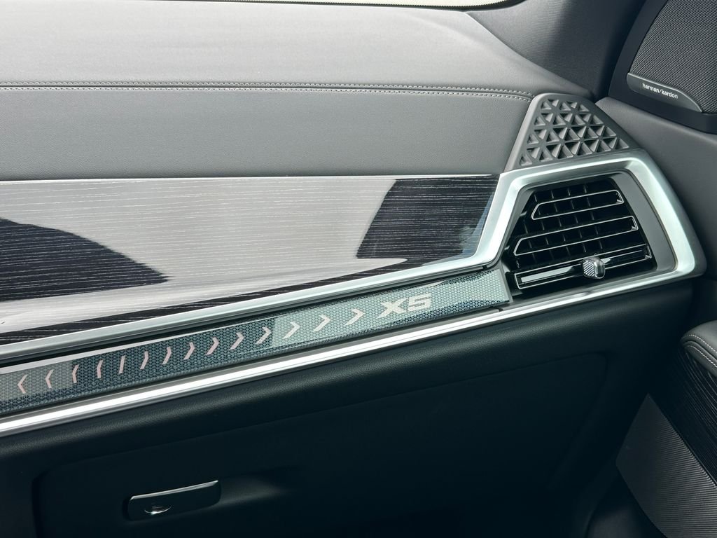 New 2026 Brooklyn Grey Metallic BMW xDrive50e image 26