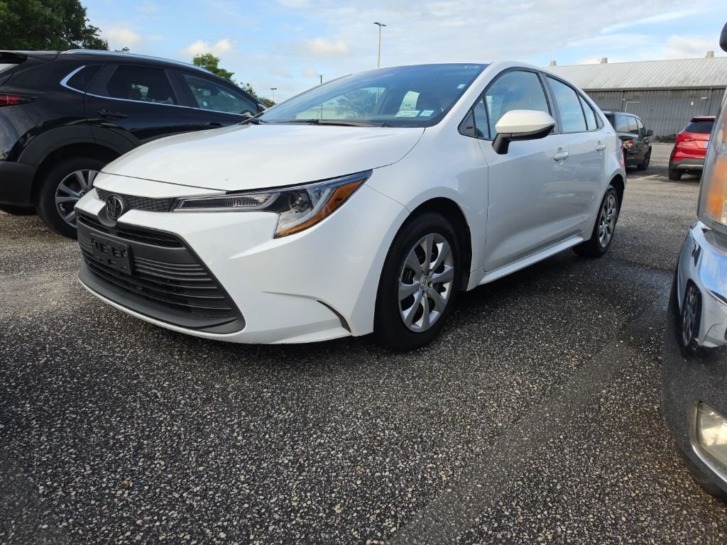 2024 Toyota Corolla LE CVT's photo