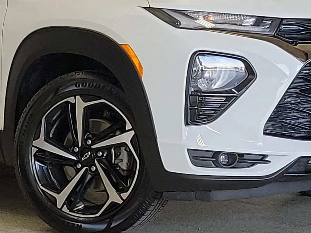 Certified 2022 Chevrolet Trailblazer RS with VIN KL79MTSL2NB031800 for sale in Sandwich, IL