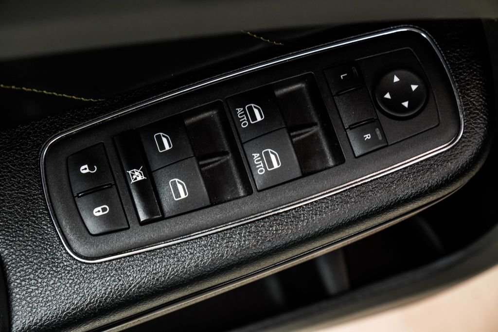 Used 2023 Green Dodge R/T Scat Pack image 42