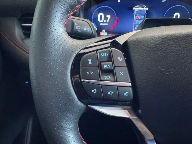 2025 Ford Explorer ST-LINE - Photo 17
