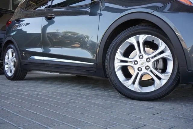 Used 2019 (Includes (TUS) Black grille.) Chevrolet LT image 11