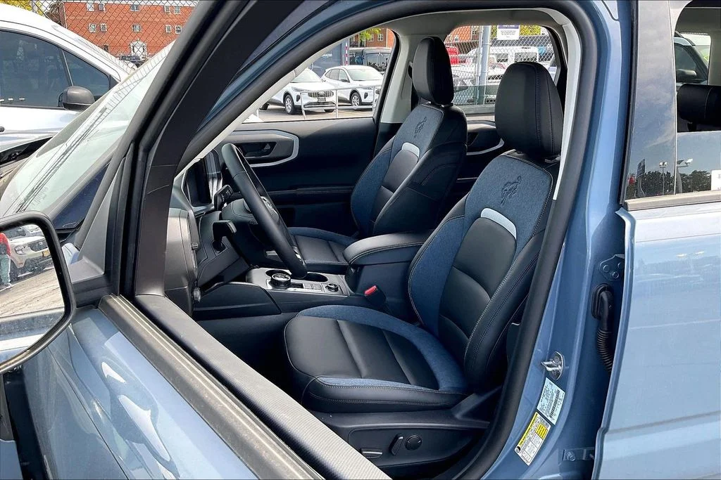 New 2025 Azure Gray Metallic Tri-Coat Ford Outer Banks® image 24