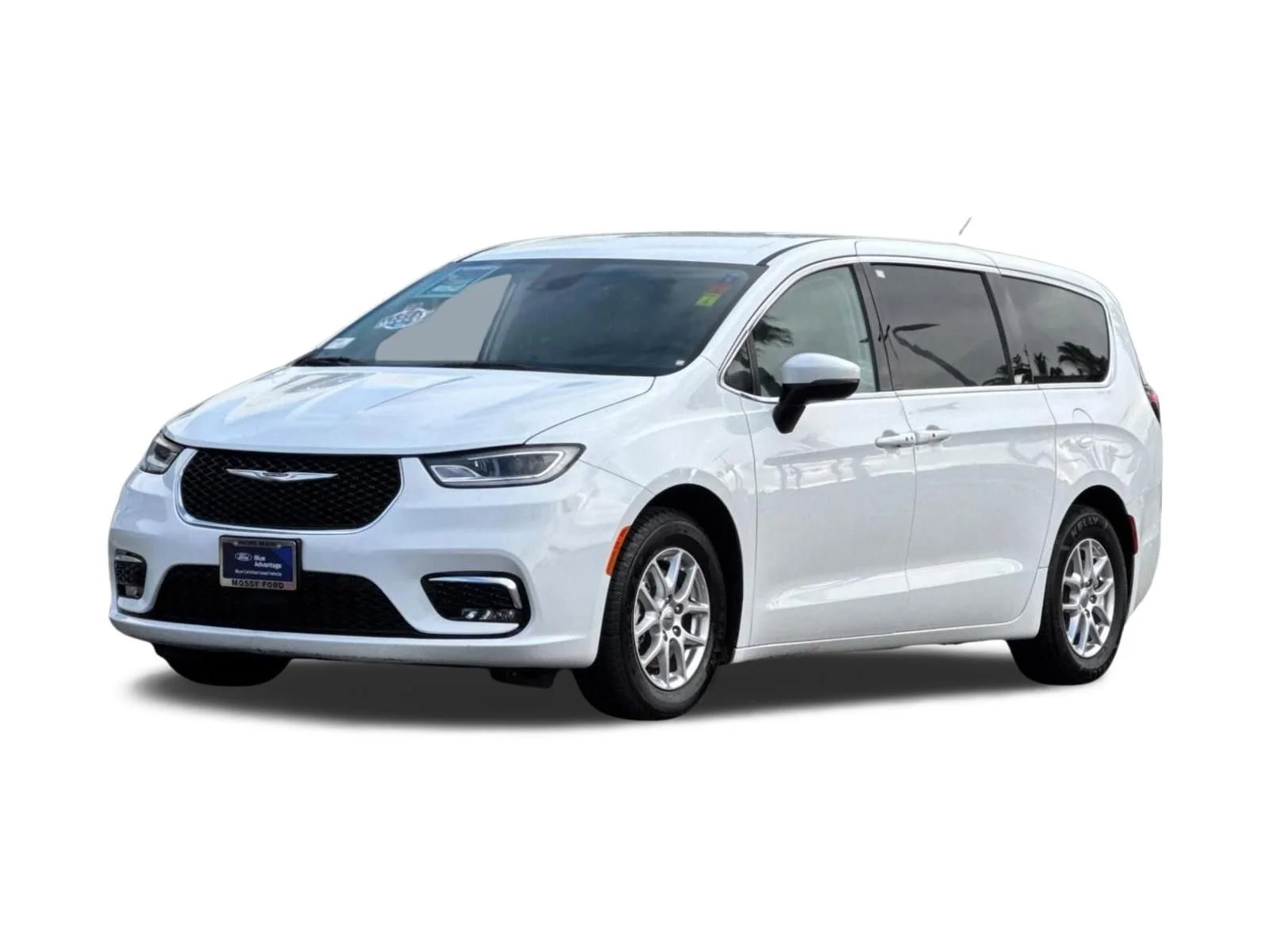2023 Chrysler Pacifica Touring L's photo