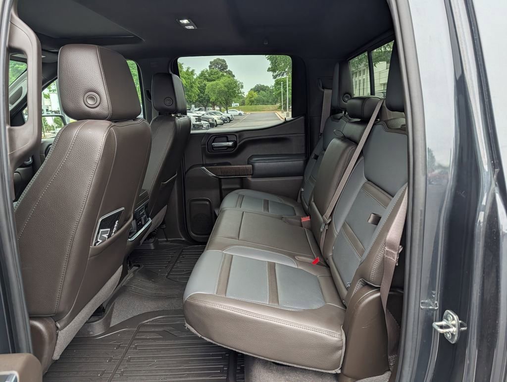 Used 2021 Hunter Metallic GMC Denali image 19