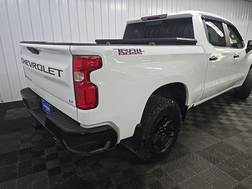Used 2021 White Chevrolet LT Trail Boss image 15