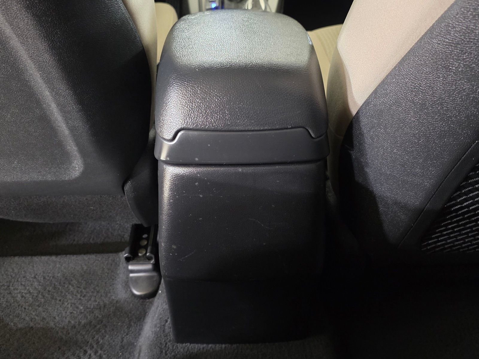 Used 2014 Desert Bronze Hyundai SE image 16