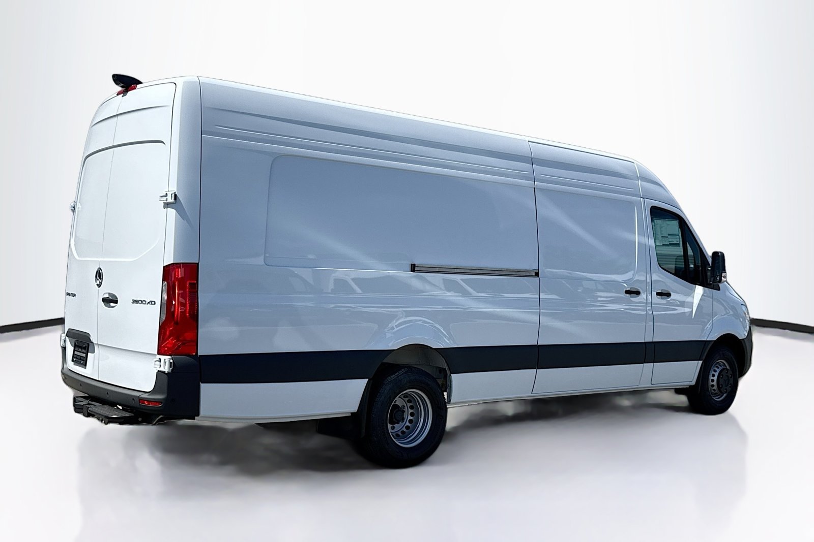 New 2026 Arctic White Mercedes-Benz  image 5