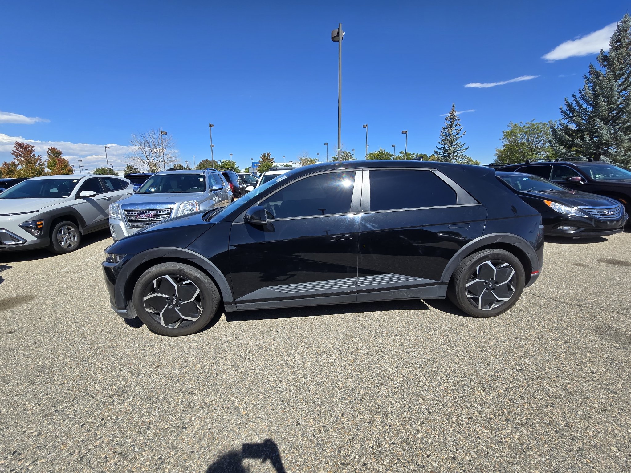 Used 2024 Abyss Black Hyundai SEL image 11