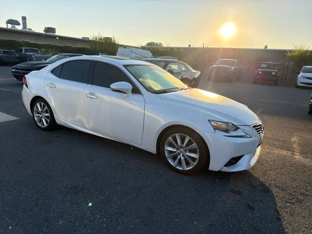 Used 2016 White Lexus 200t image 5