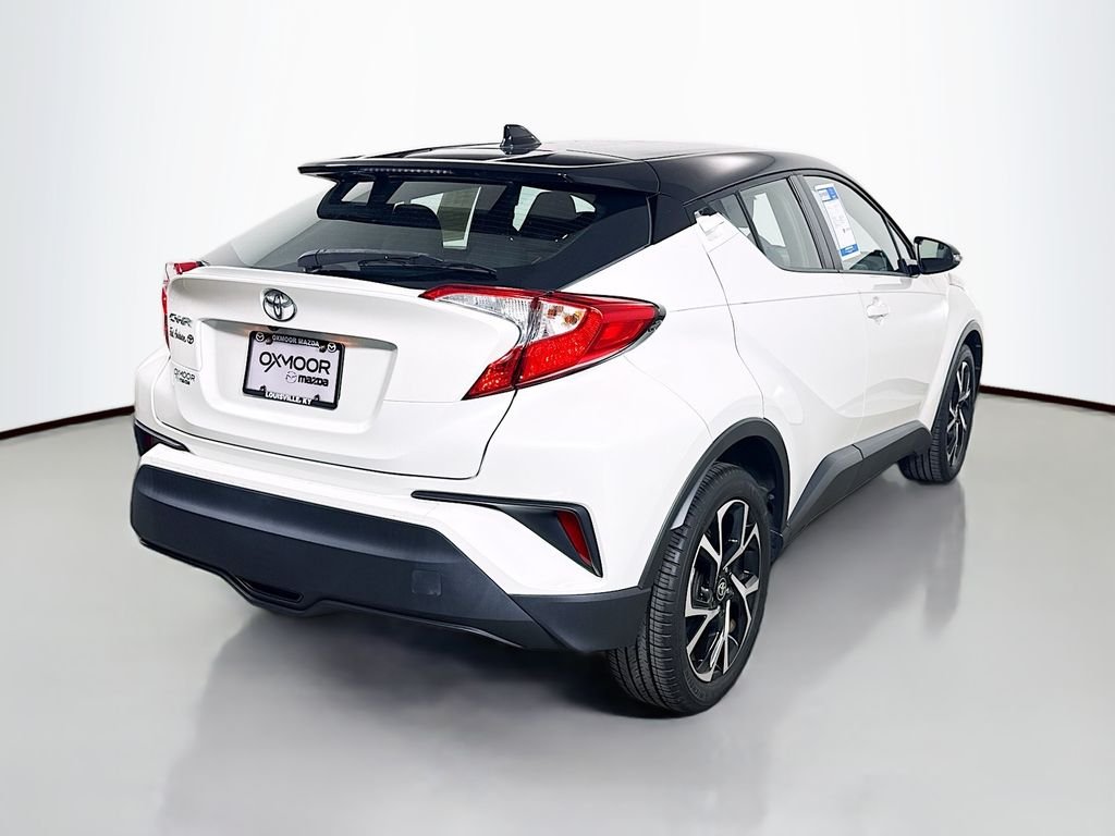 Used 2020 Blizzard Pearl w/Black Roof Toyota XLE image 7