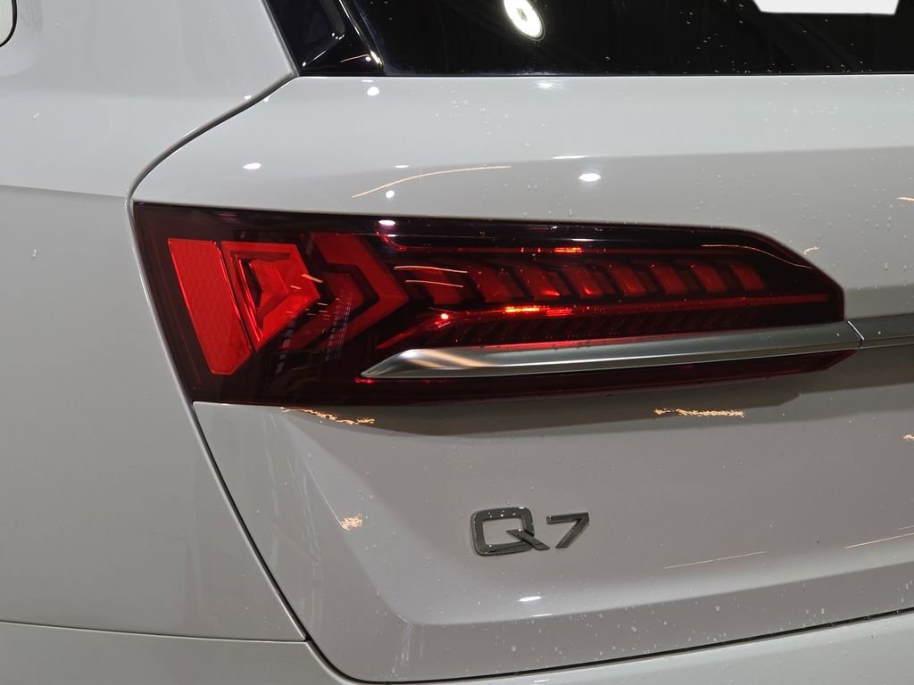 Used 2022  Audi 55 Premium Plus image 33