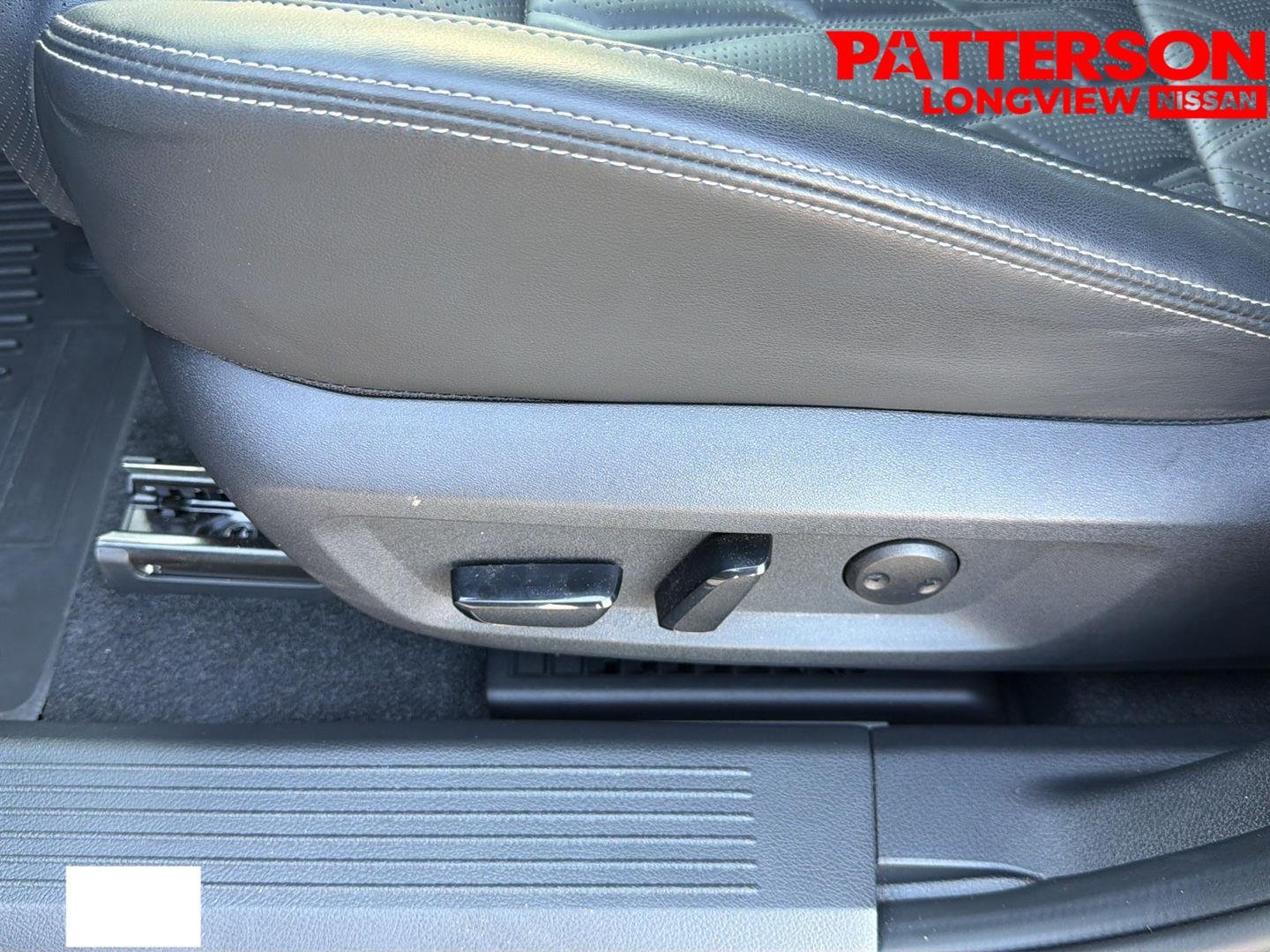 Used 2025 Gun Metallic Nissan Platinum image 20