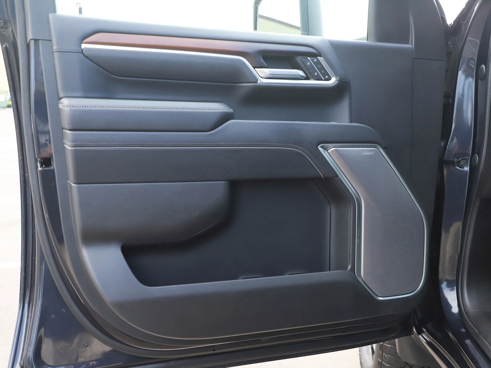 Used 2024 Titanium Rush Metallic GMC Denali image 16