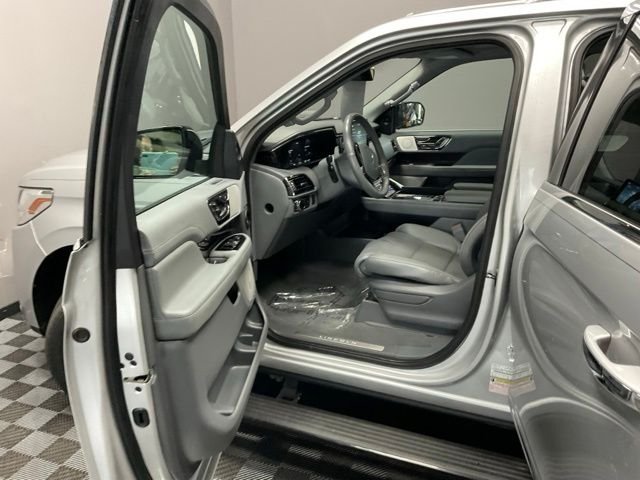 Used 2019 Ingot Silver Metallic Lincoln Reserve image 14