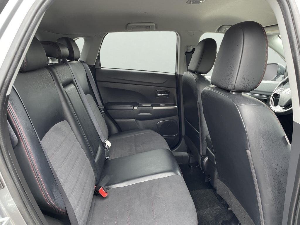 Used 2024 Gray Mitsubishi 2.0 ES image 12