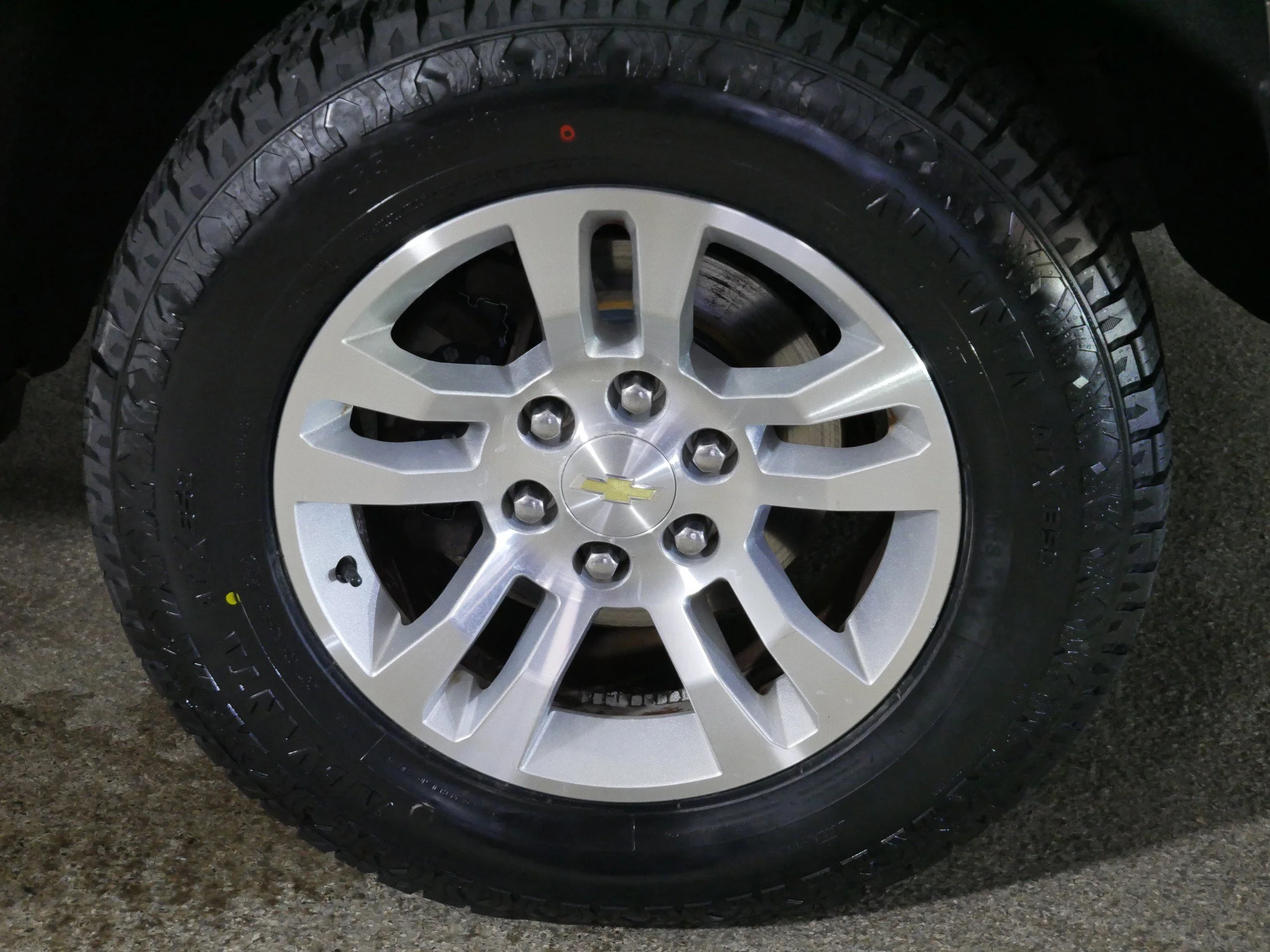 Used 2015 Brownstone Metallic Chevrolet LT image 15