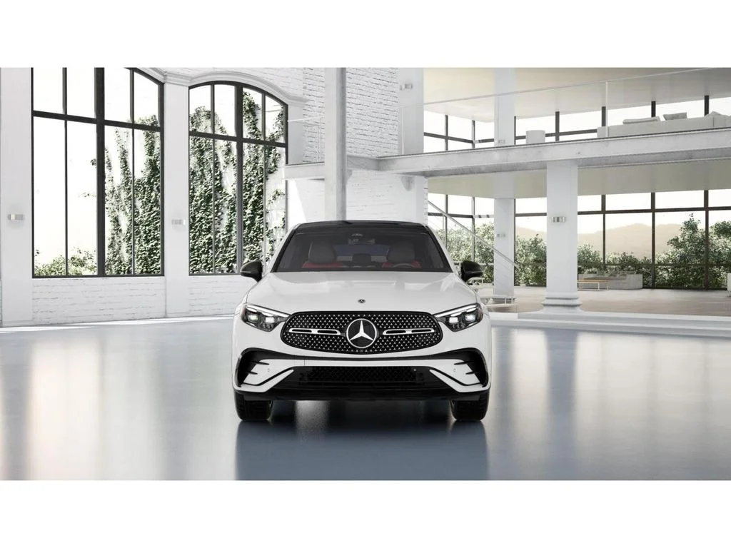 New 2027 White Mercedes-Benz GLC 300 image 7