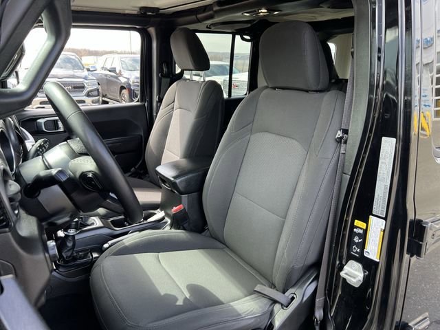 Used 2023 Black Jeep 4x4 image 19