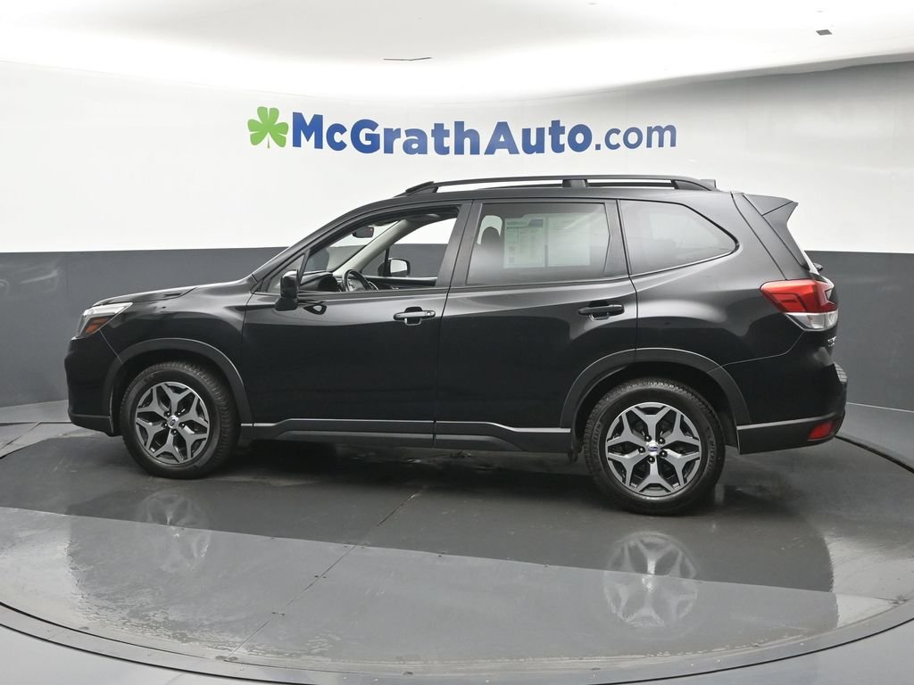 Used 2020 Black Subaru Premium image 24