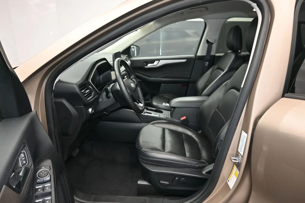 2021 Ford Escape SEL - Photo 13