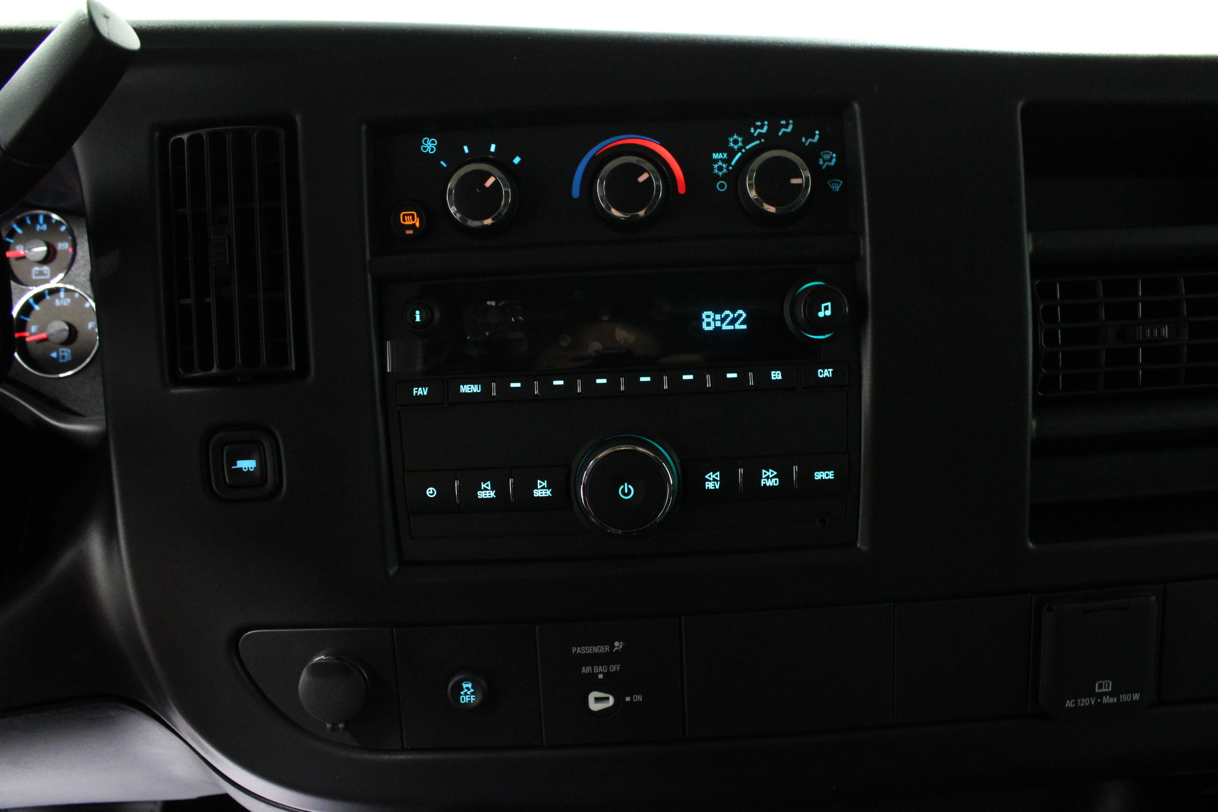 New 2026 Summit White GMC Work Van image 20