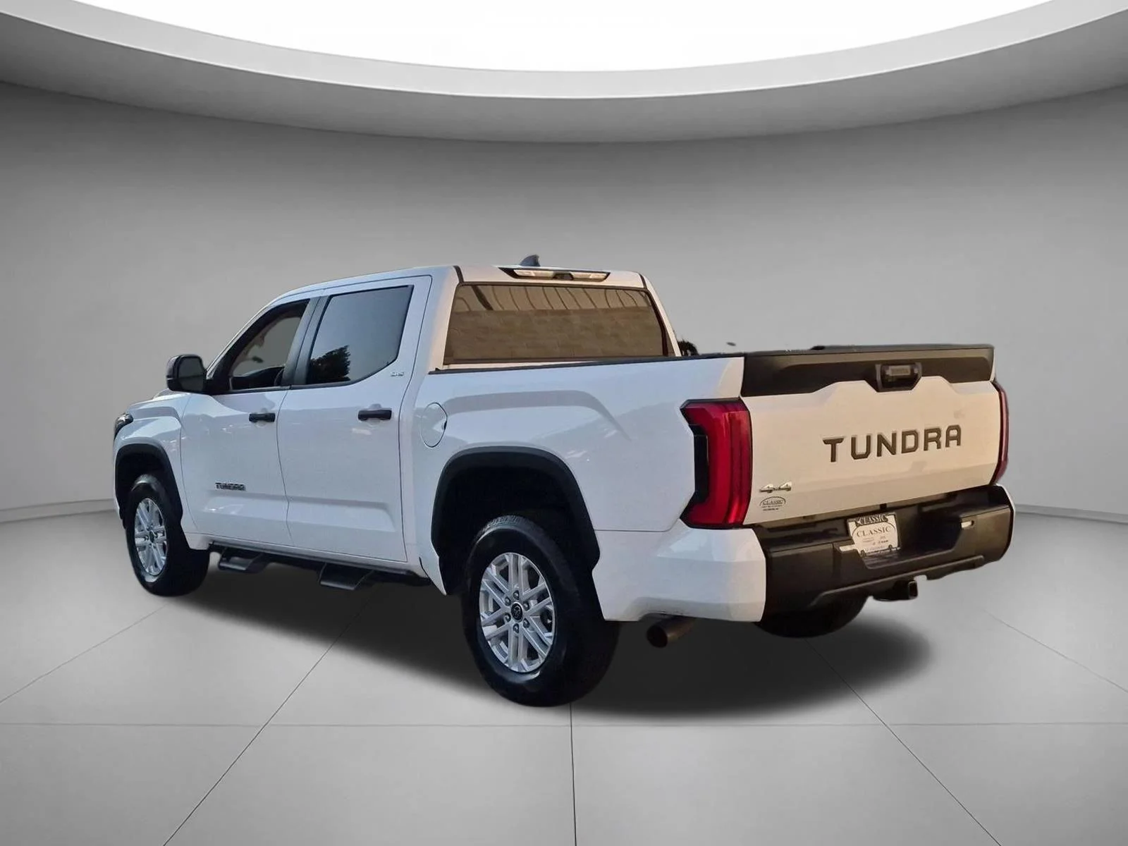 Used 2024 Ice Cap Toyota SR5 image 3