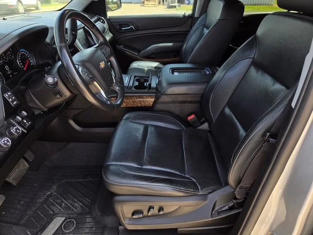 Used 2019 Silver Chevrolet Premier image 28