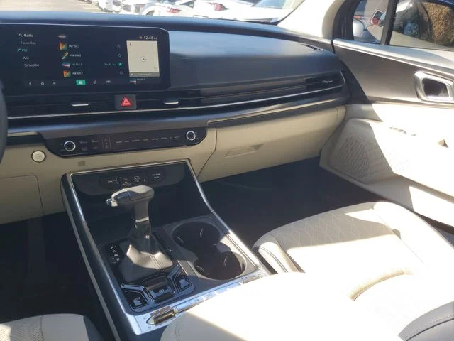 2026 Kia Carnival SX - Photo 12
