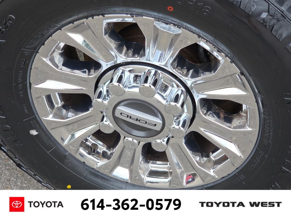 Used 2019 Gray Ford XLT image 12