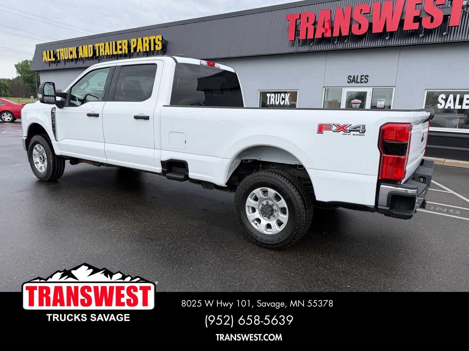 Used 2023  Ford XLT image 3