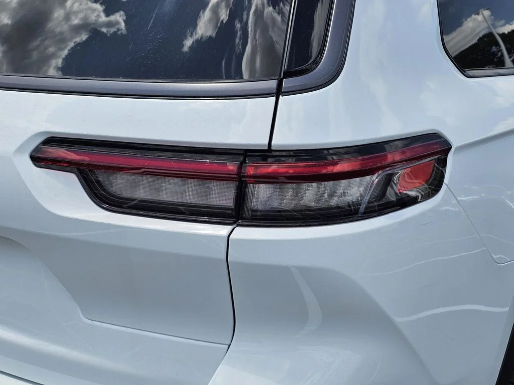 2026 Jeep Grand Cherokee L Limited - Photo 9