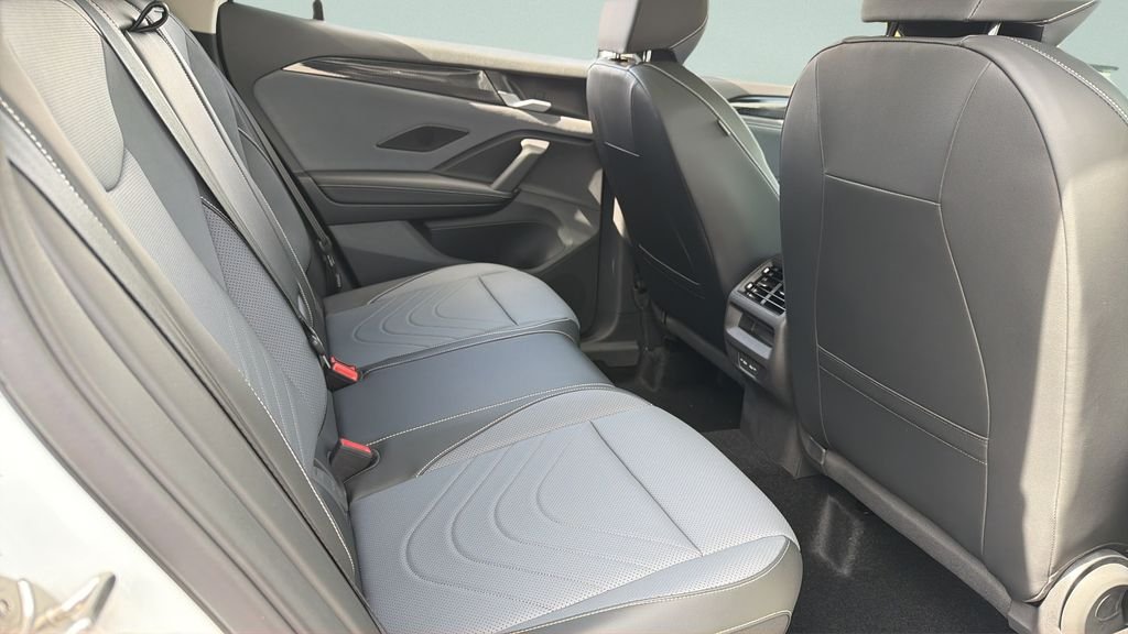 New 2026 Pure White Volkswagen 2.0T SE image 32