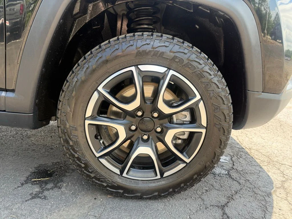Used 2024 Black Jeep Trailhawk image 48