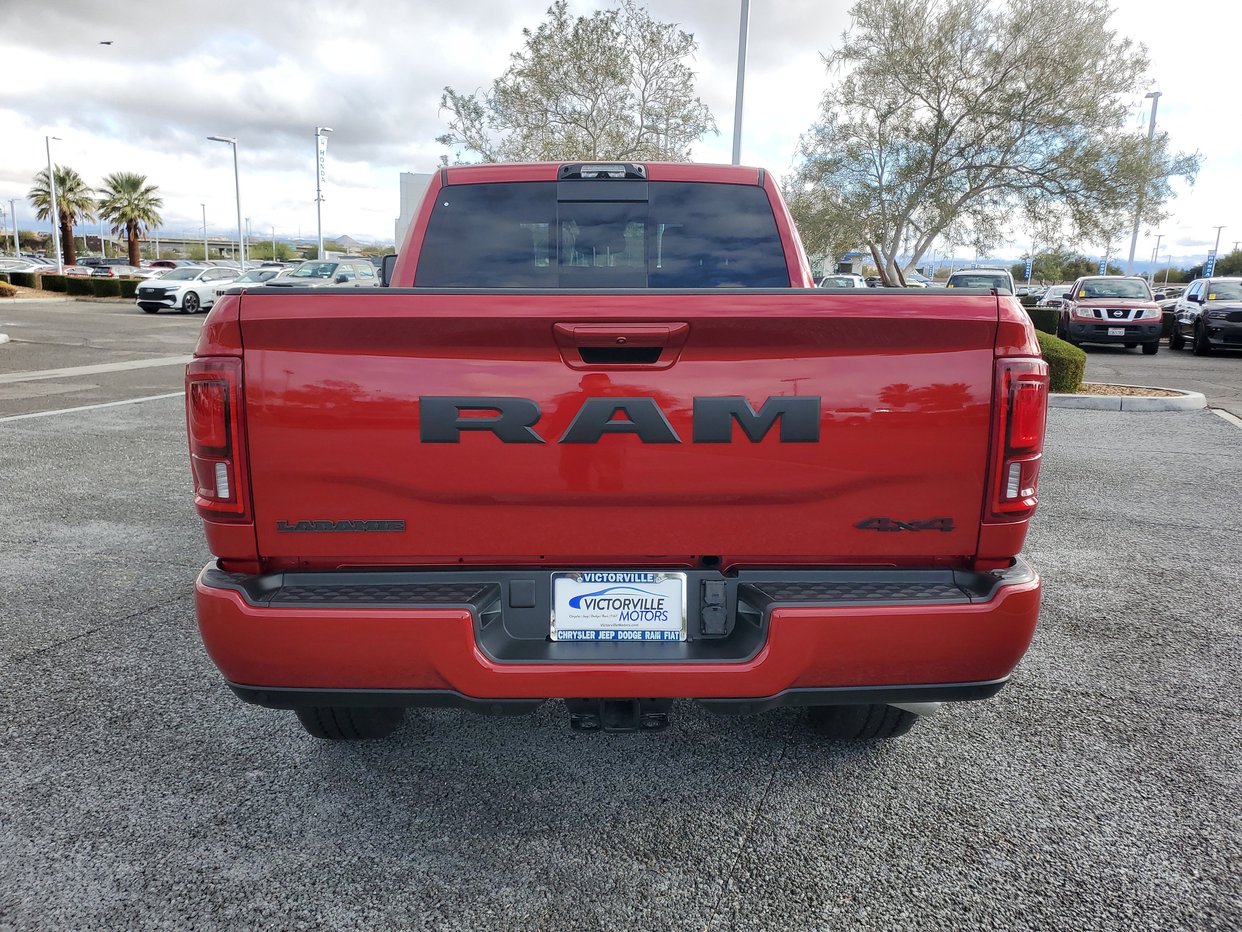 View vehicle photo 4