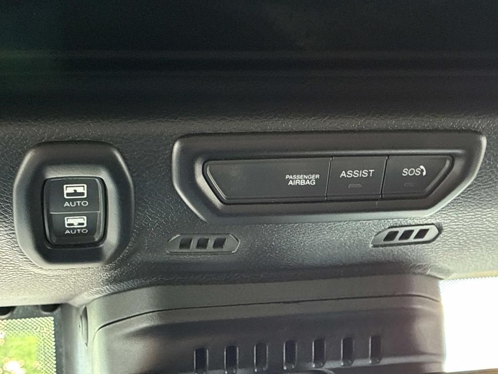 Used 2021  Jeep Unlimited Sahara 4xe image 39