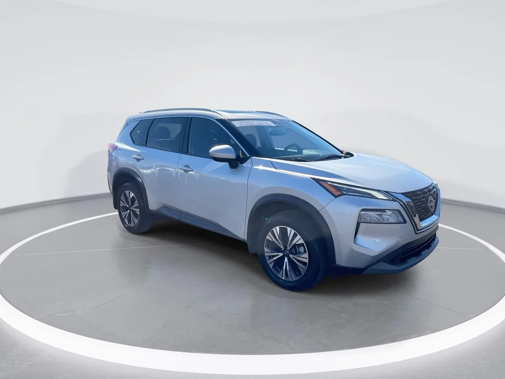 Used 2023 Silver Nissan SV image 2