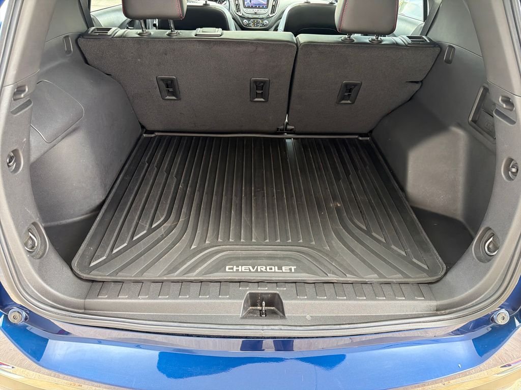 Used 2022 Blue Chevrolet RS image 26