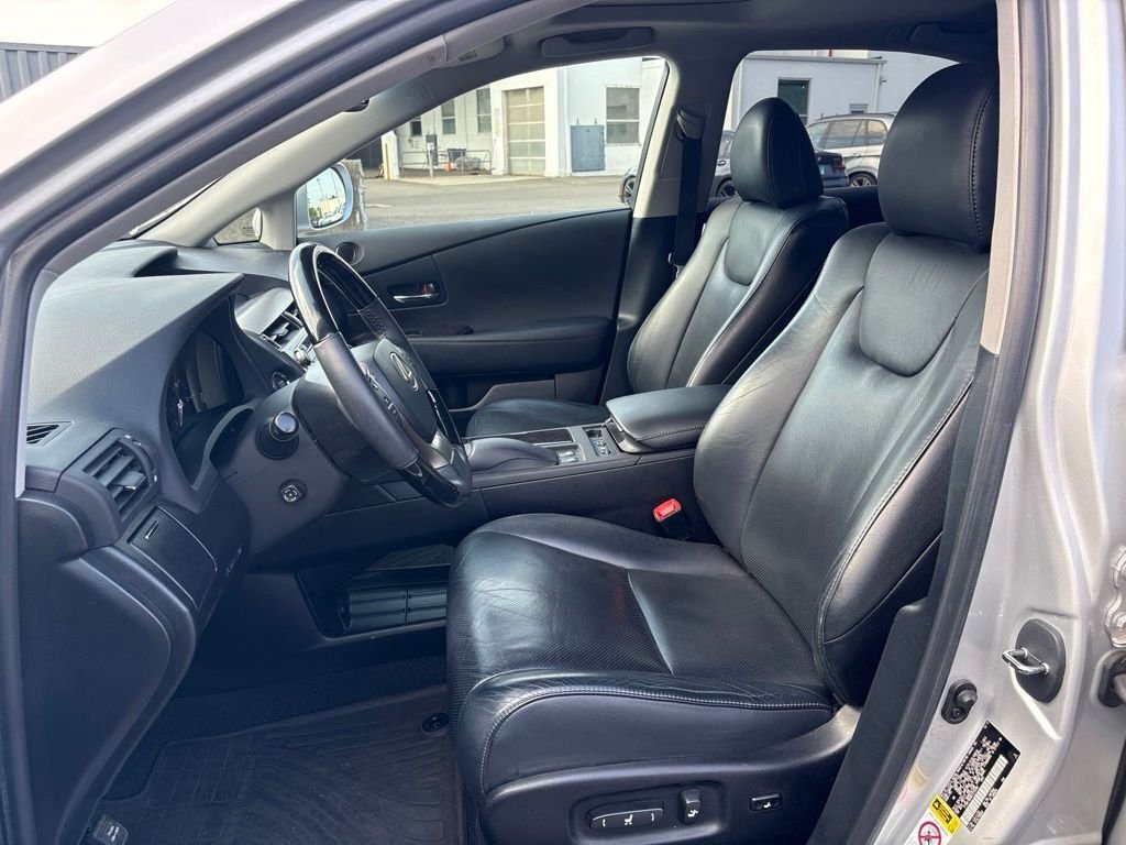 Used 2014 Silver Lexus 350 image 9