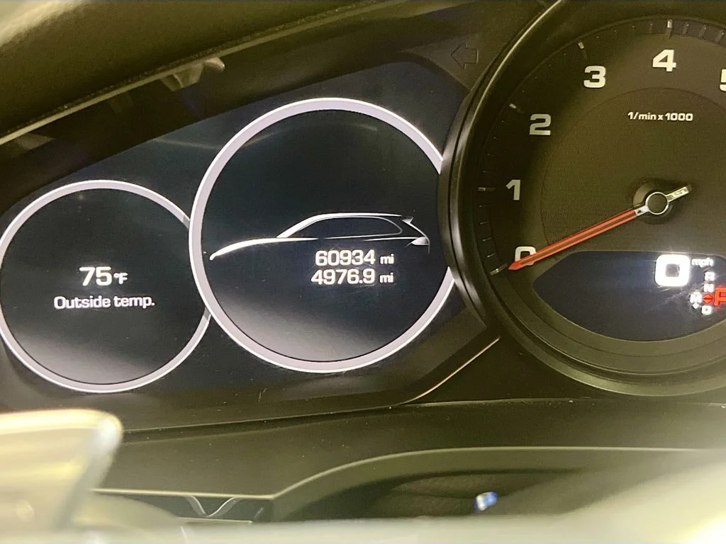 Used 2019 Biscay Blue Metallic Porsche  image 11