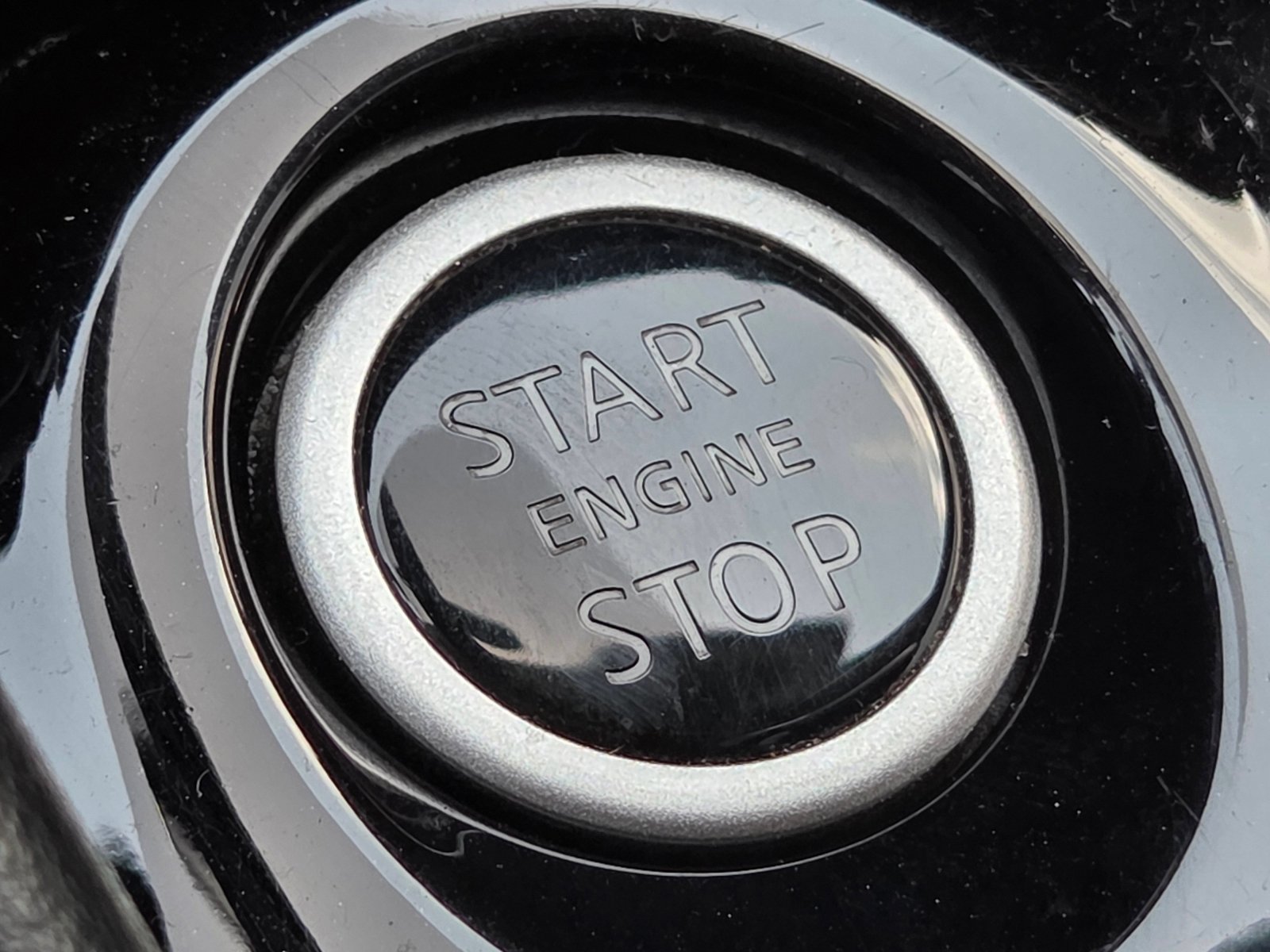 Used 2020 Deep Blue Pearl/Fresh Powder Nissan SR image 33