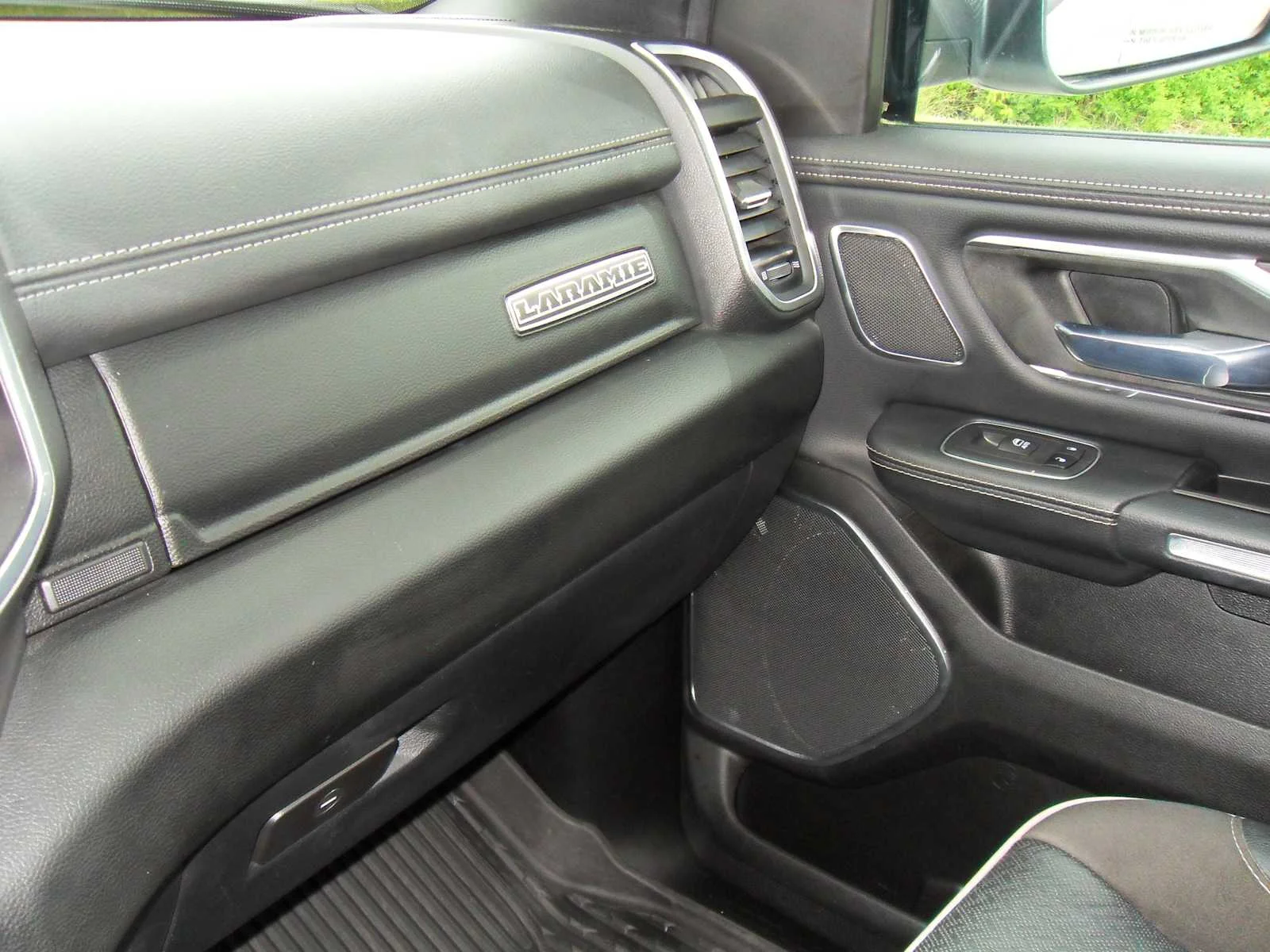 Used 2023 Bright White Clearcoat Ram Laramie image 34