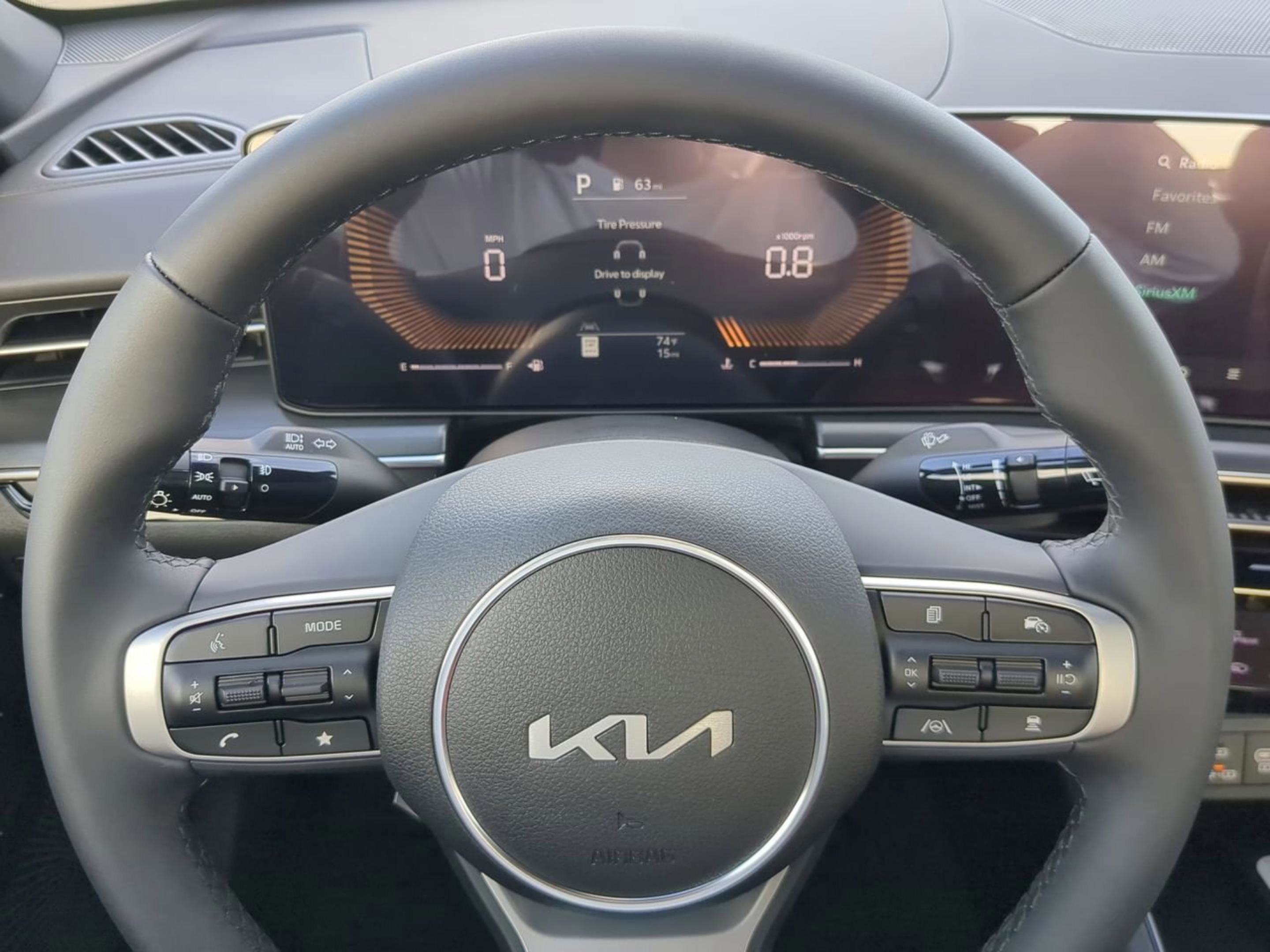 New 2026 Snow White Pearl Kia GT-Line image 25